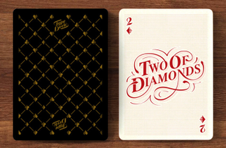 Illustration for article titled 10 Playing Card Decks That Are Too Pretty For Your Poker Table